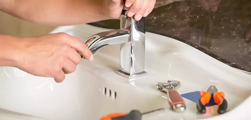 Bathtub Faucet Replacement in Miami Lakes